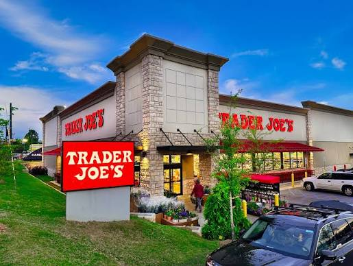 Is Trader Joe's Open on New Year's Day